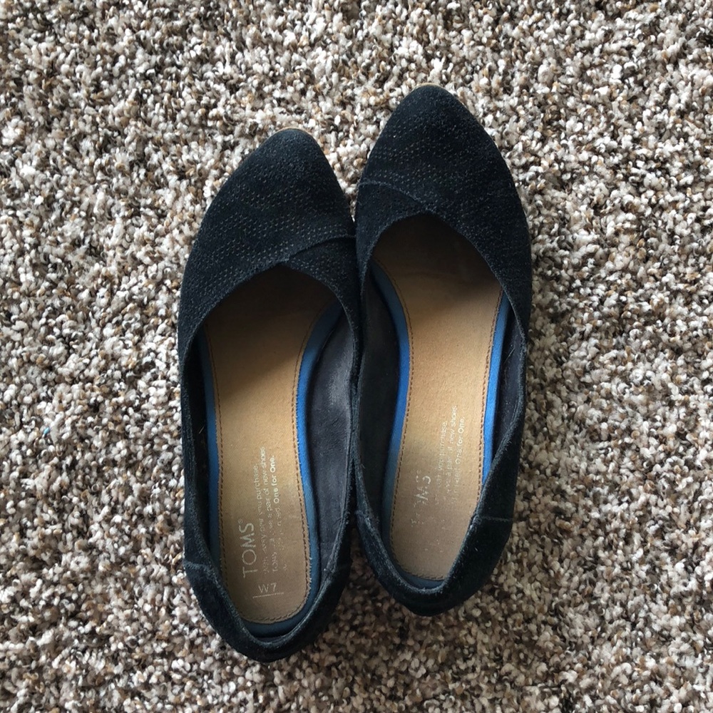 Toms suede Black flats